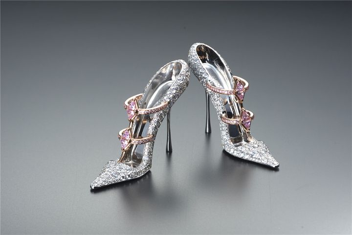 Genavant, by Prof. Jimmy Choo OBE and Reggie Hung, to Show Off USD4.4 Million Shoes at CIIE