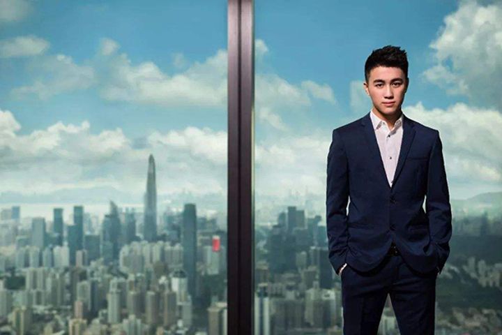 Youngest Son of Macau's Gambling Guru Is Pursuing His Own Identity in eSports