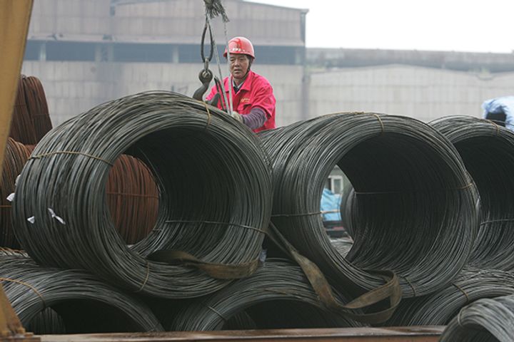 China Is Likely to Expand Steel Production Curbs Southeast to Ease Air Pollution