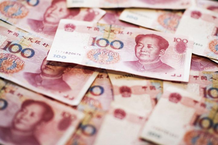 Chinese Yuan Weakens to Over One-Month Low After US Fed Pushes Up Rates