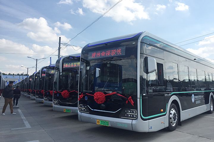 Shanghai to Deploy 440 Smart Buses That Avert Driver Error for the CIIE