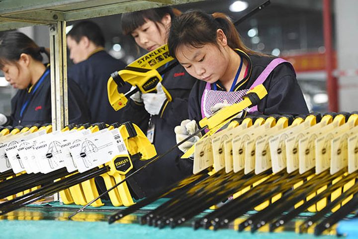 Chinese Toolmaker Plans Vietnam Factory to Skirt US Trade Dispute