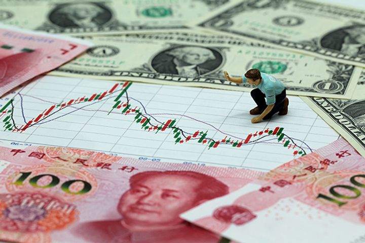 Yuan Falls to Seven-Week Low Against Dollar on Fed Chairman's Comments
