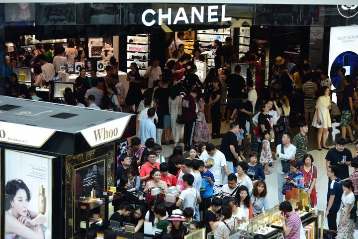 China Nearly Doubles Duty-Free Spending Limit for Hainan Tourists