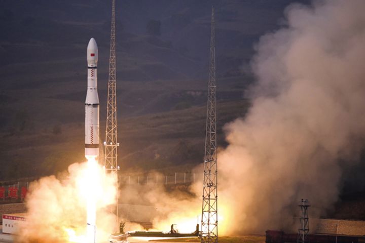 China's Long March 6 to Launch First Satellites for International Users