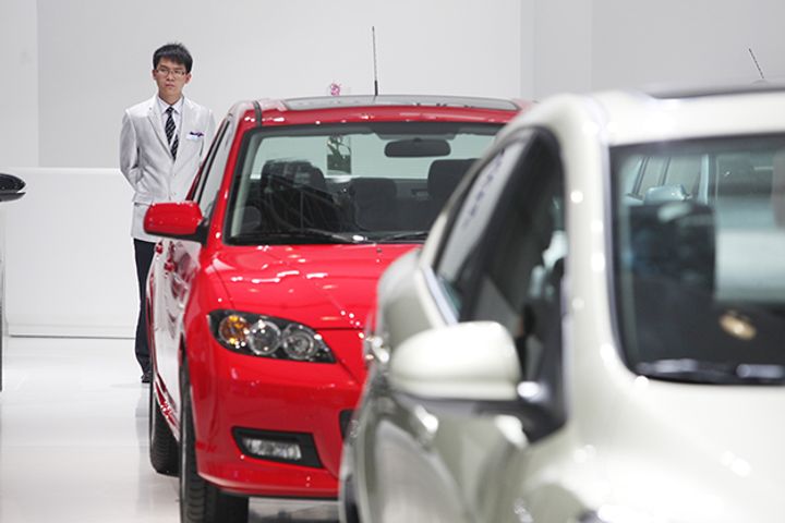 China's Carmaking Association Expects Flat Sales This Year After Rare Drop in 2018