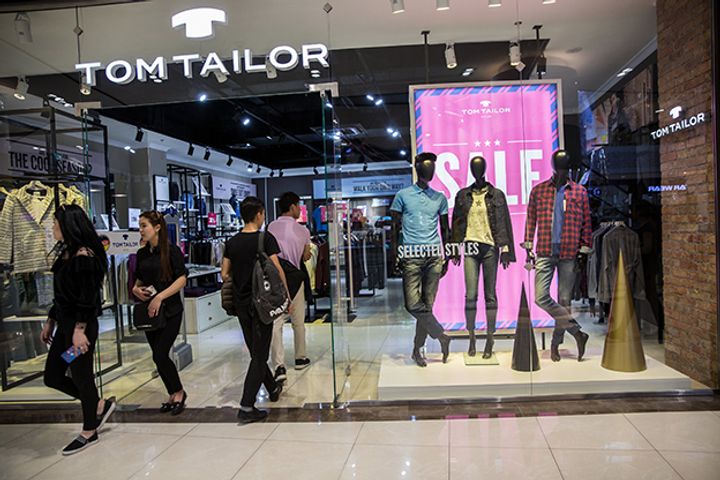 Fosun to Up Stake in German Garment Firm Tom Tailor, Tender Takeover