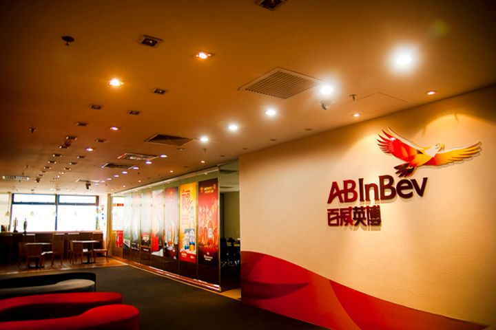 AB InBev Is Said to Plan Hong Kong Listing to Cut Debt, Spur APAC Expansion