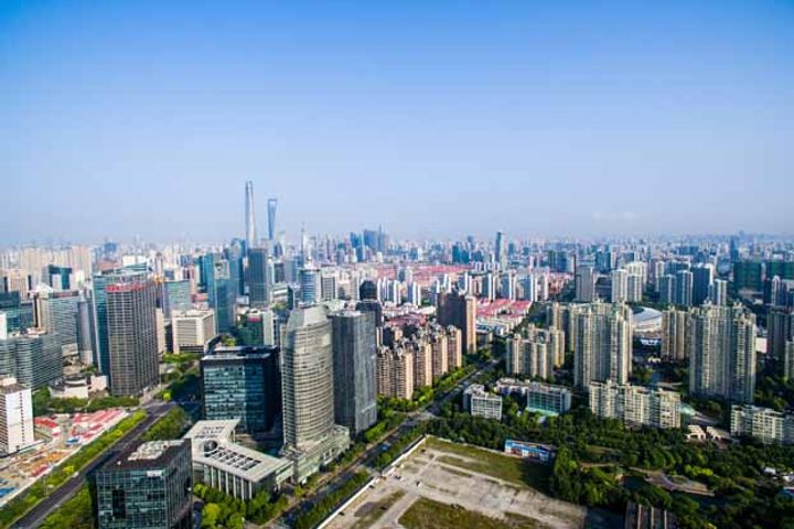 Shanghai's Mayor Vows to Keep House Prices in Check