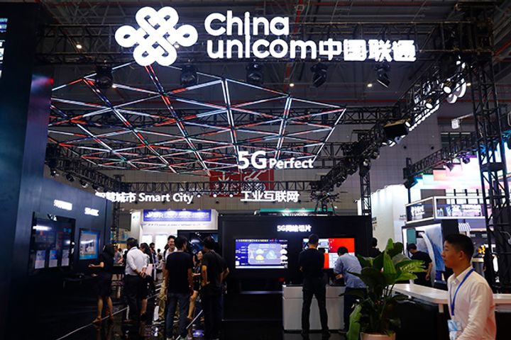 China Unicom's More Than Fivefold Annual Profit Gain Beats Market Estimates