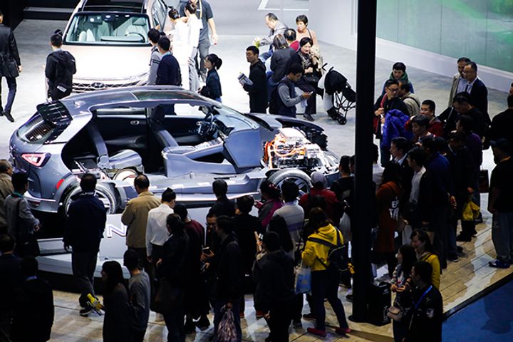 Chinese Car Sales Fell 17% in February Amid Lunar New Year Celebrations