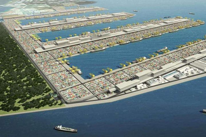 Huadong Heavy Wins Bid to Supply Cranes to Singapore's New Automated Mega Port