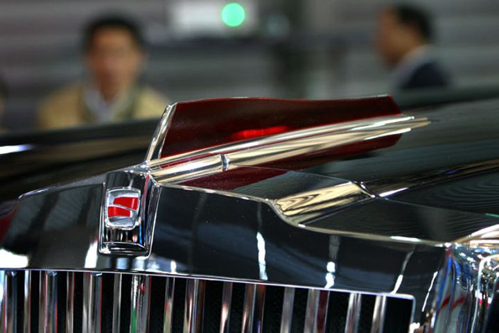 FAW to Sell 100,000 Revamped Hongqi Cars This Year, GM Says
