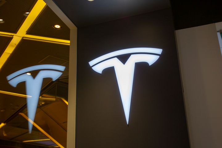 Tesla Dispatches Team to Probe Model S Blaze in Shanghai