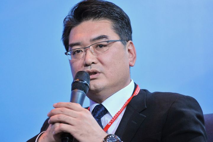 China International Fund Management's General Manager Eddie Chang Steps Down