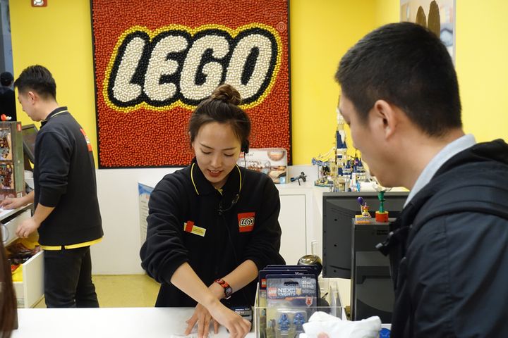 Lego to Double China Store Count This Year