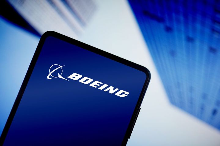 9 Air Is 13th Chinese Airline to Sue Boeing for 737 Max Losses