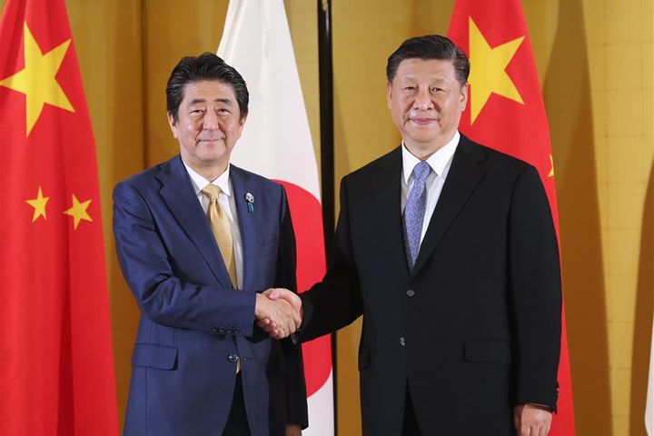 Xi、Abeは二国間関係を促進するために10点のコンセンサスに合意
