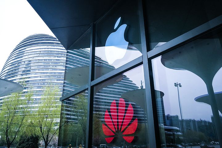 Huawei Outstrips Apple in Premium Phones in China