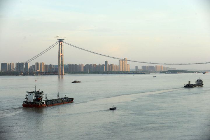 Lawmakers to Review First Draft Bill to Protect Yangtze River
