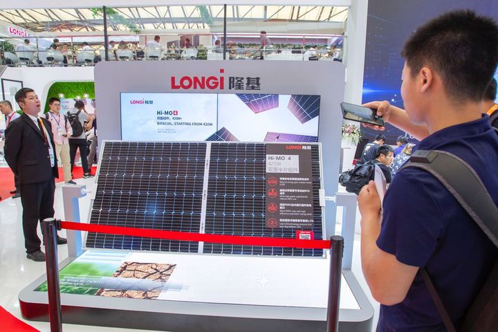 Longi Green Energy Signs USD774 Million Standing Purchase Contract