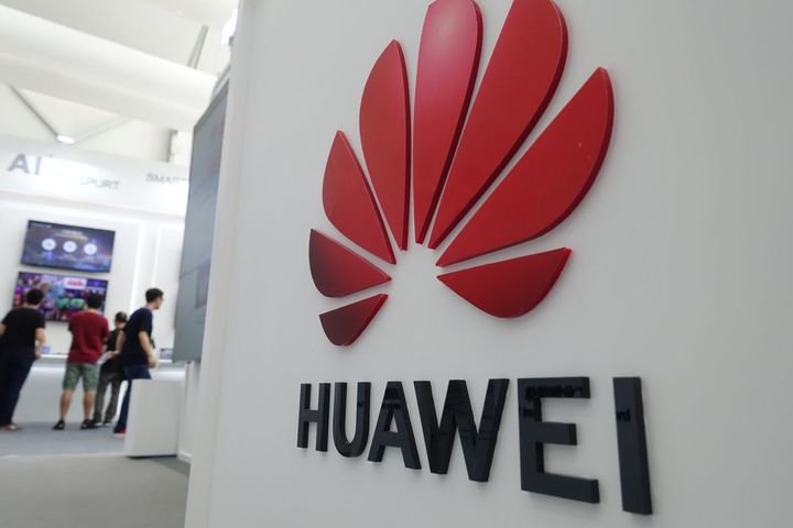 Huawei to Entice Global PhD Grads With USD290,000 Salaries