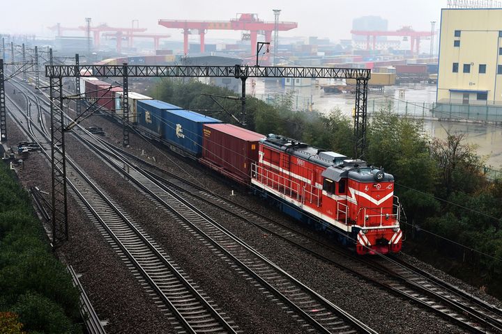 Chinese Trains Delivered Over a Billion Tons of Cargo in Second Quarter 