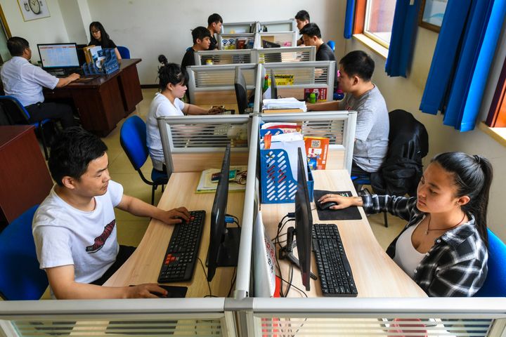 China to Build National E-Invoice System This Year to Standardize Tax Practices