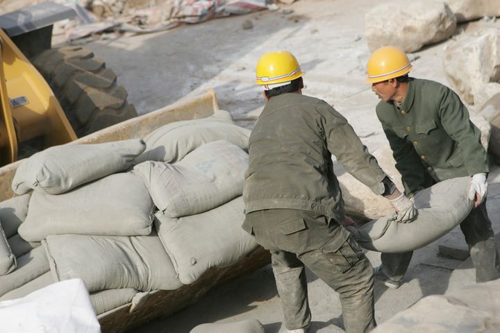 China Will Slash Cement-Making Capacity by 70 Million Tons This Year