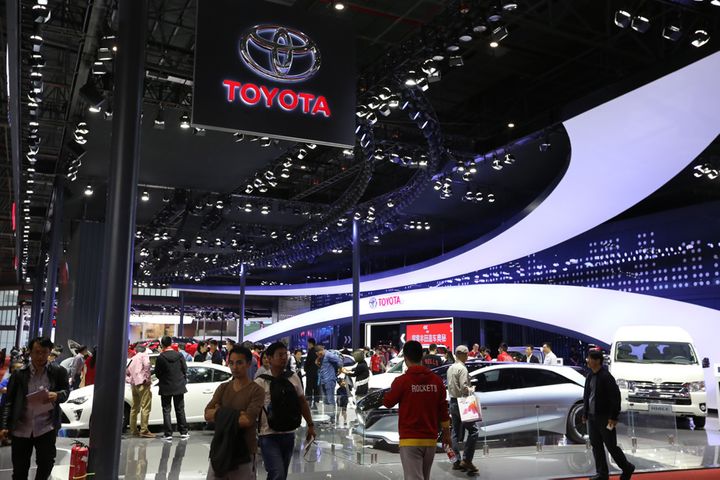 Toyota to Sell Hydrogen Bus Battery Parts for China's Reinventing Fire, FAW, King Long