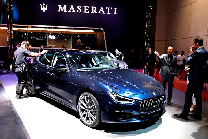 Maserati Recalls 711 China Cars Whose Headlights Dazzle Oncoming Drivers