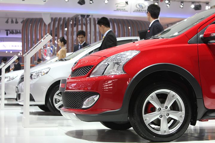 China's Auto Sales Fell 6.9% in August, Car Alliance Says