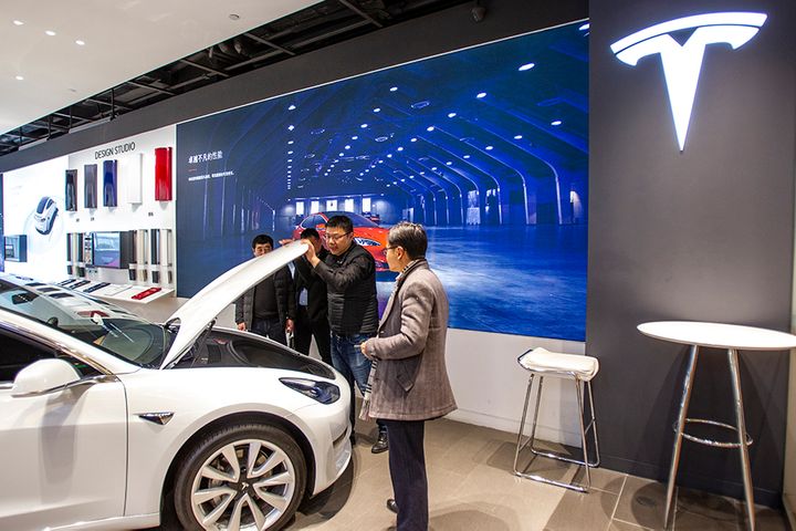 Tesla Owners Seek 10% Rebate After China Cans Sales Tax on Carmaker's EVs