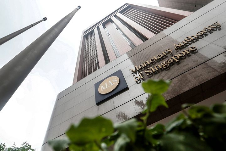 Chinese, Singaporean Central Banks Consider Bond Collaboration, MAS Says