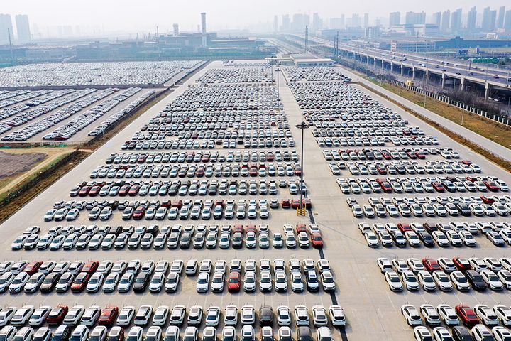 China's Auto Sales Fell for 15th Month in September Despite Improving on August