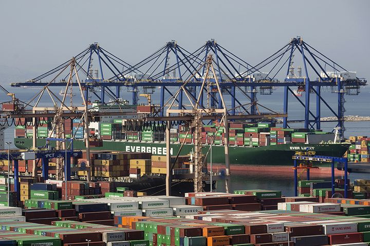 Greece's Piraeus Is Not Ready for China COSCO's Container Terminal