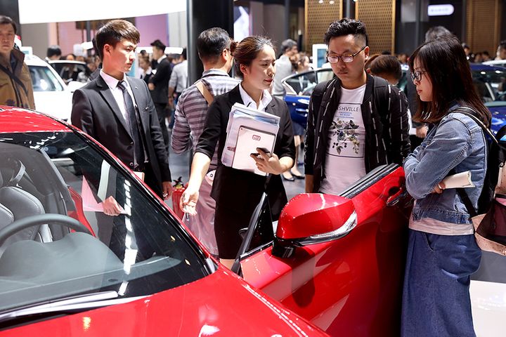 Chinese Auto Pundits Diverge on 2020 Market Outlook
