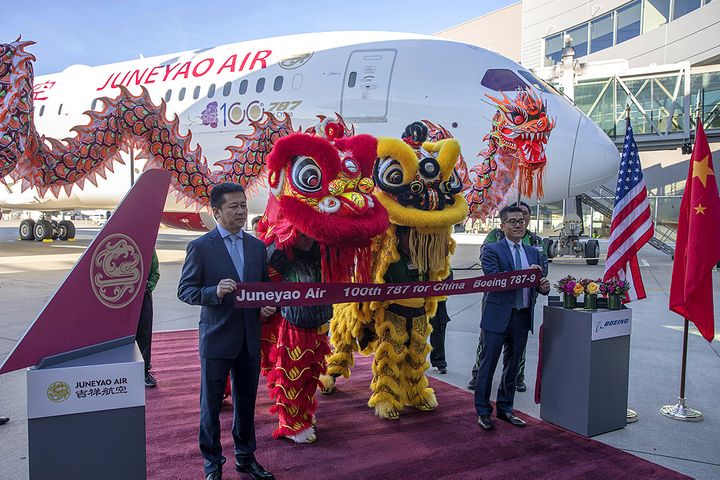 Boeing Delivers 100th 787 Dreamliner to Chinese Customers