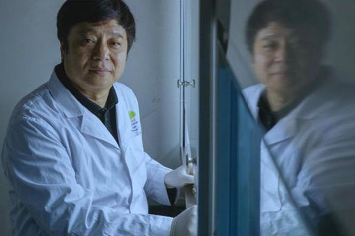 Chinese Scientist Shows CRISPR Gene Editing Safe on HIV Patients, Lists on Nature's 10