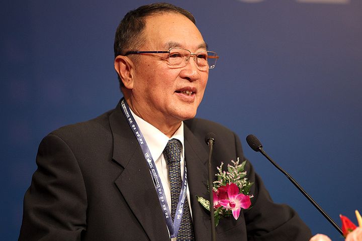 Lenovo's CFO Is Said to Replace Retiring Founder-Chairman Liu Chuanzhi This Week