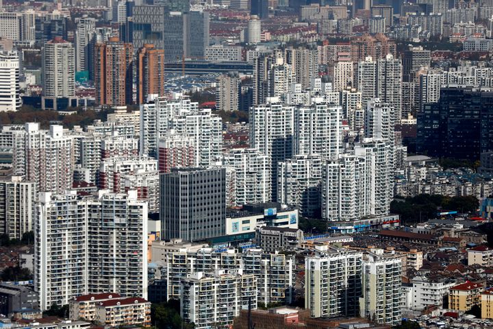 Zhangjiagang Is Latest Chinese City to Ease Property Controls as Prices Drop