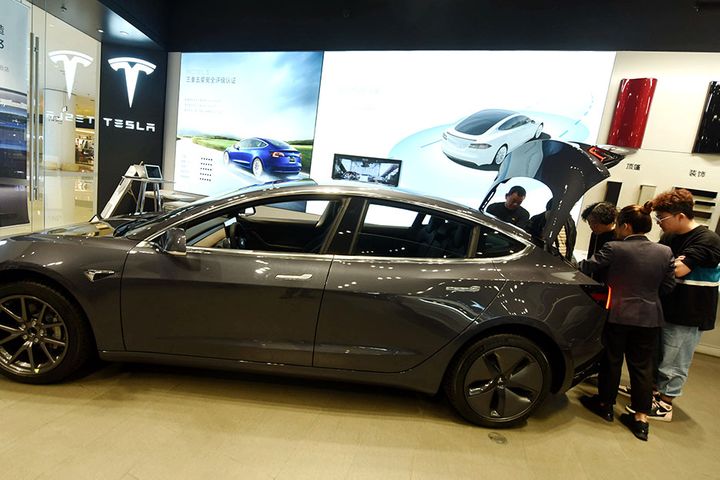 China-Made Tesla Cars to Get Government Grants