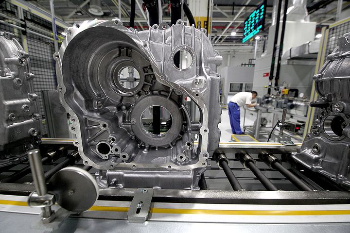 SAIC-GM Plans USD11.4 Billion R&D Spree to Beat Auto Market Downturn
