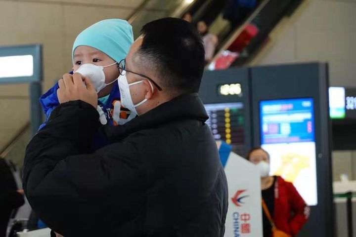 Shanghai Orders Residents to Don Masks in Public