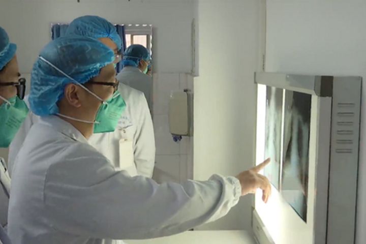 China Reports 2,744 Confirmed Cases of New Coronavirus Pneumonia, 80 Deaths