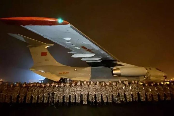 China Sends Military Medics to Wuhan