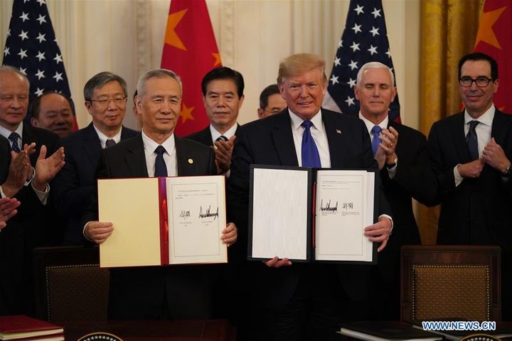 中国、米国がフェーズ1の貿易協定に署名
