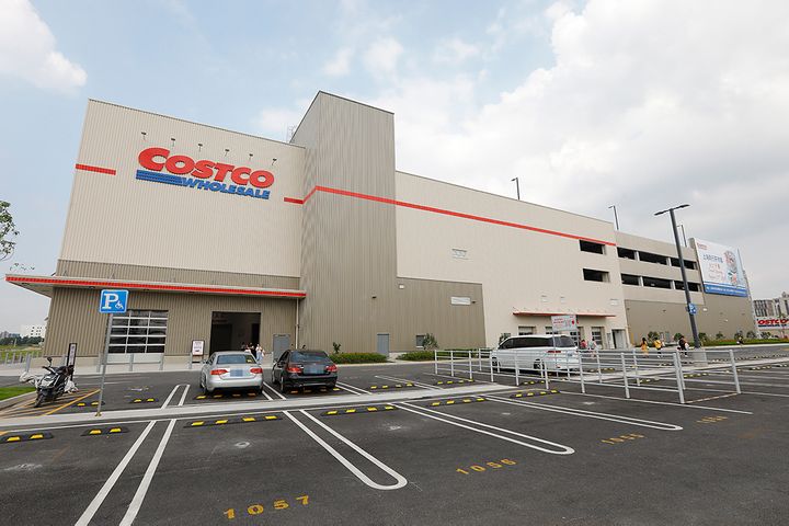 Costco Shanghai Limits Capacity to 2,000 Shoppers, Demands They Wear Masks