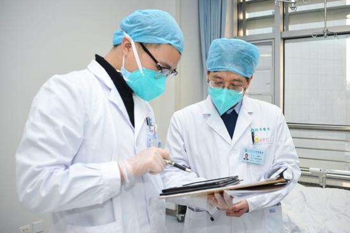 China's Hubei Reports 1,807 New Coronavirus Cases