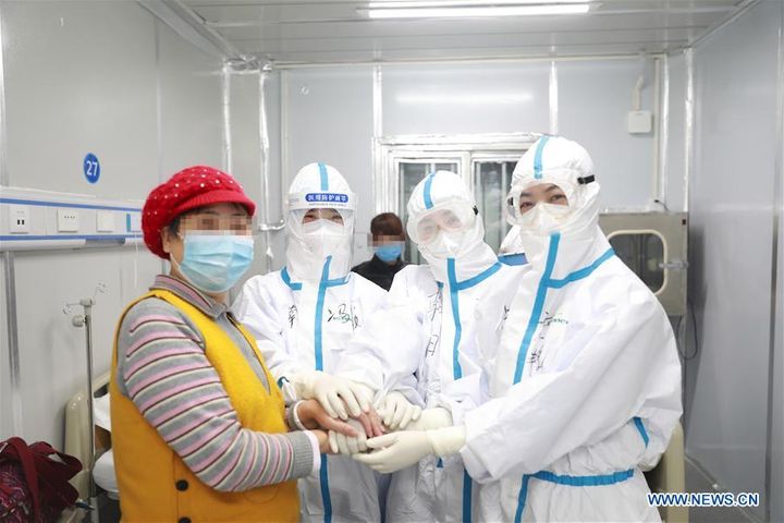 China Reports 2,048 New Confirmed Cases of Novel Coronavirus Infection, 105 New Deaths